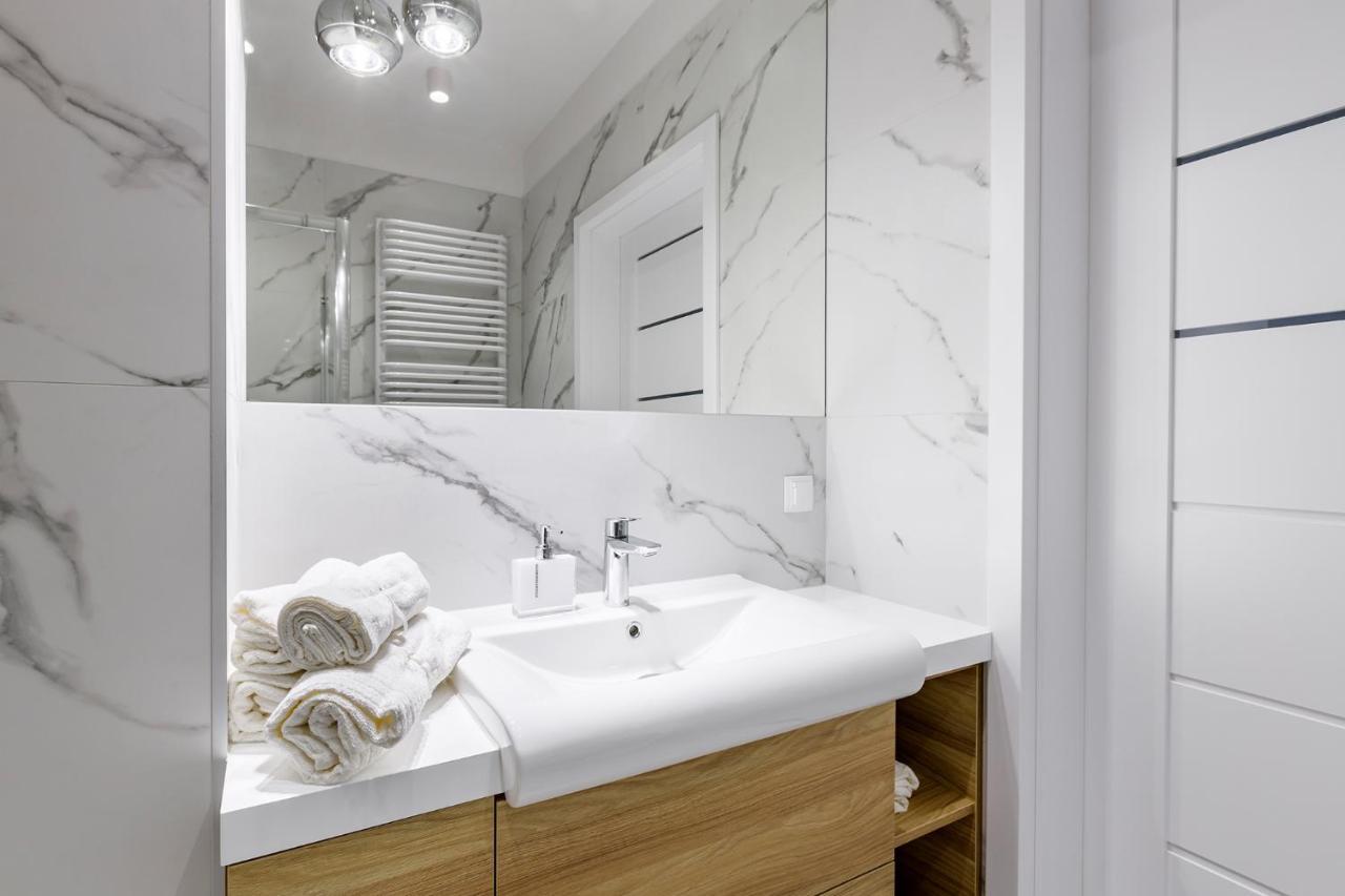 Homewell Apartments Goplana Poznan Bagian luar foto