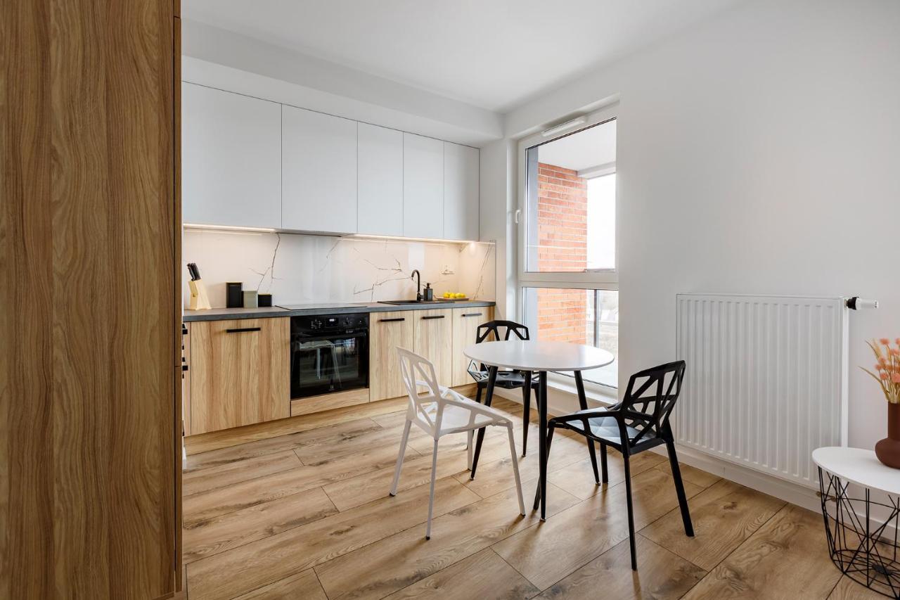 Homewell Apartments Goplana Poznan Bagian luar foto